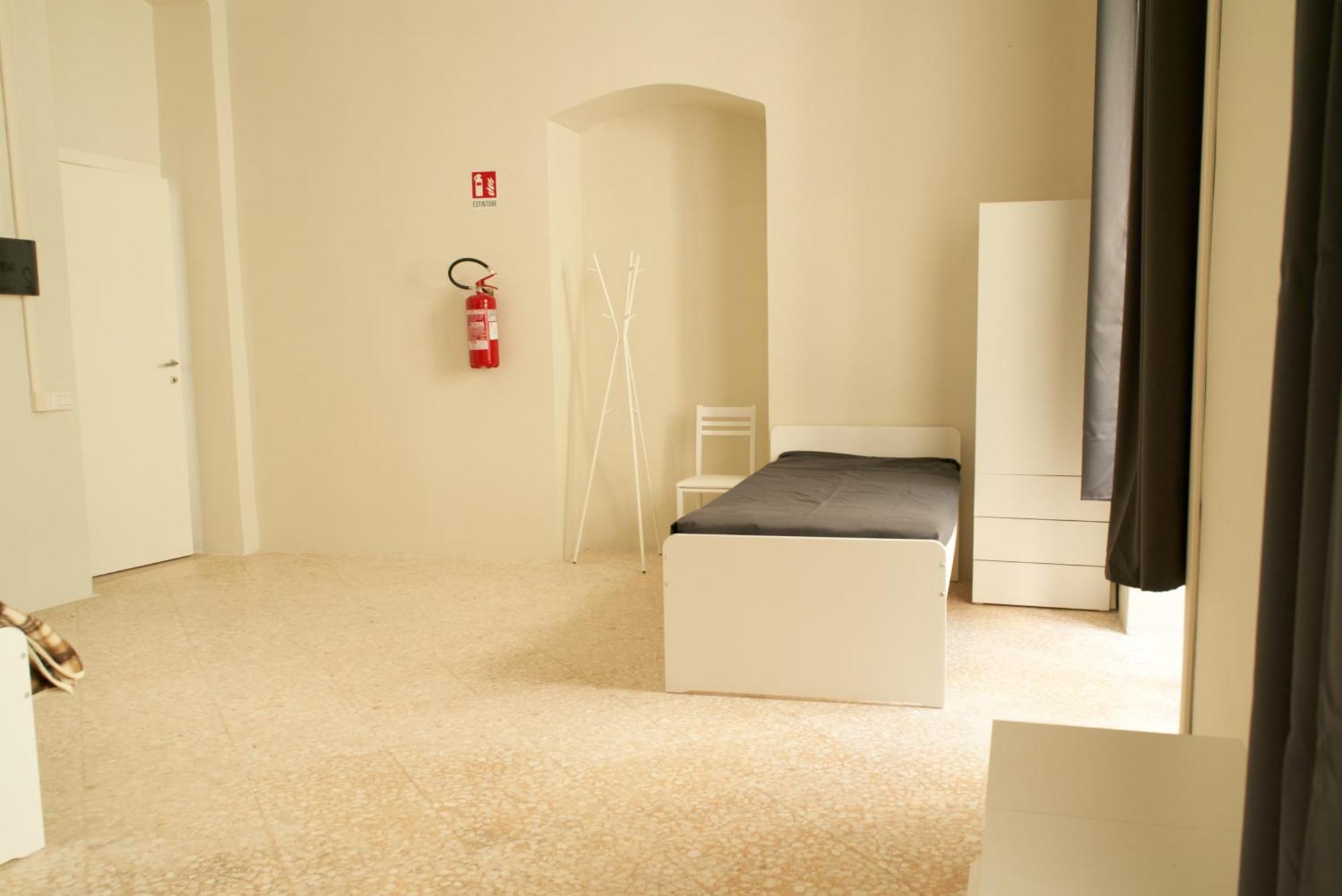 Hub Portanova Hostel Trani Luaran gambar