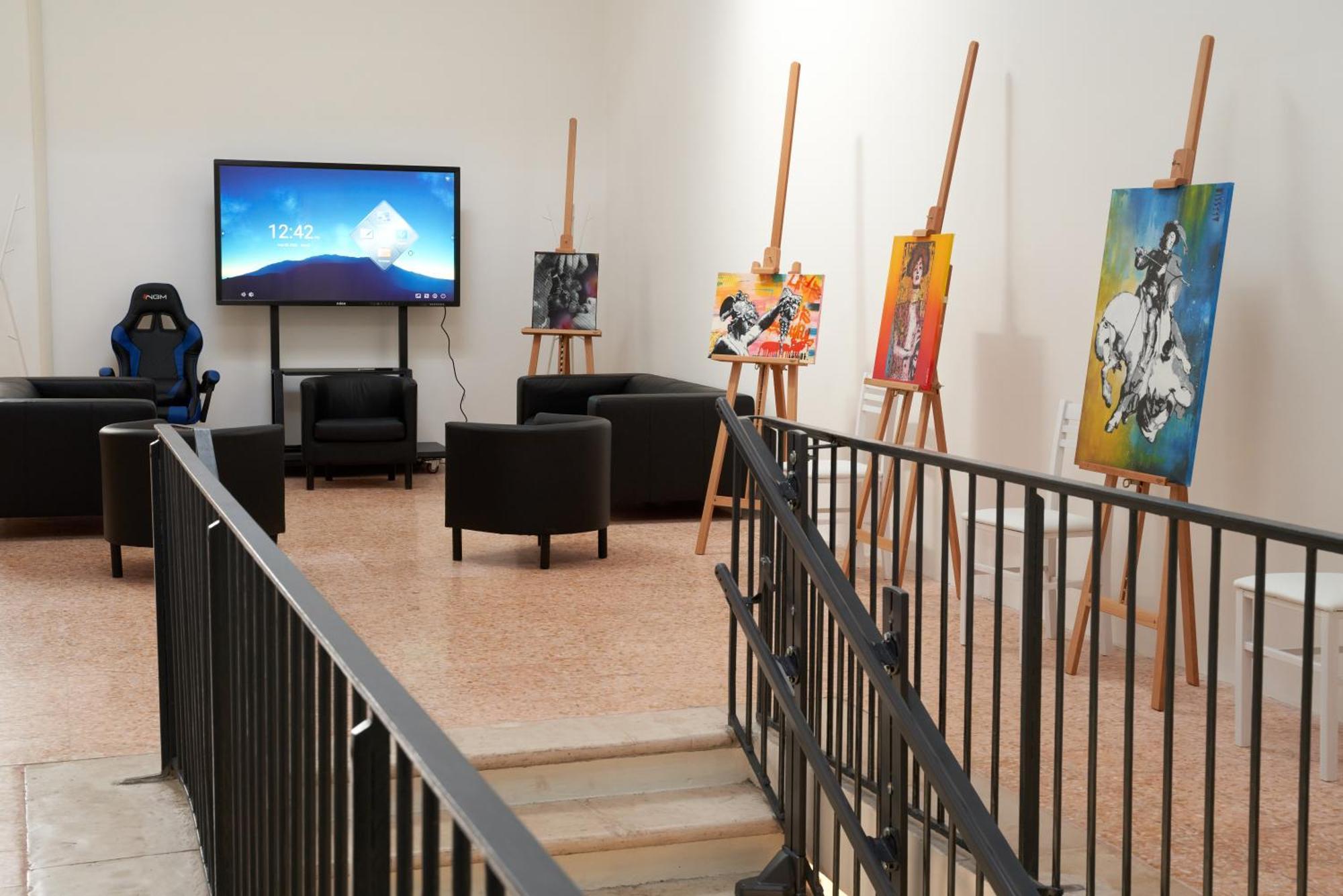 Hub Portanova Hostel Trani Luaran gambar